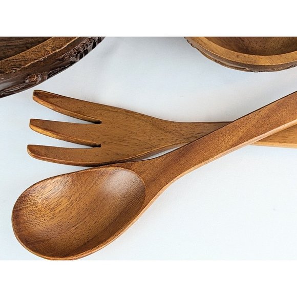 Vintage Hand Carved Wood Salad Bowl Set 10 Piece Polynesian Carved Wood Bowls - Picture 4 of 10